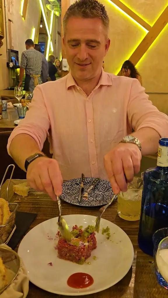 Restaurant The Lizard_Fundão_slider_image_2