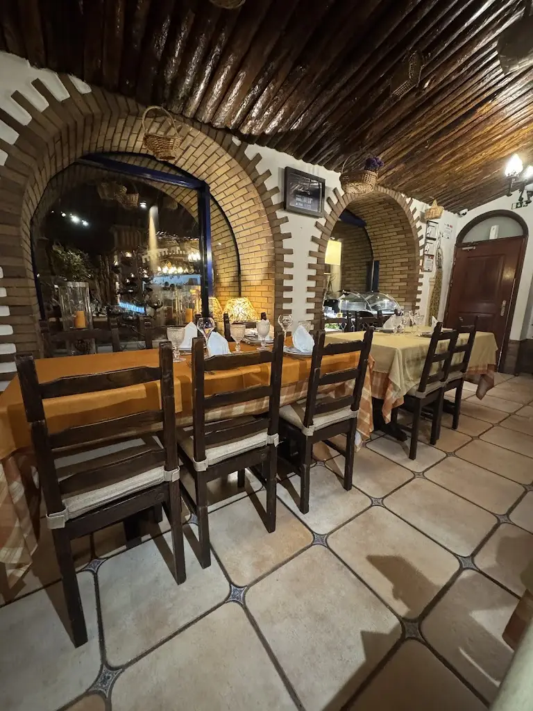 Restaurante O Alambique de Ouro restaurante en Fundão