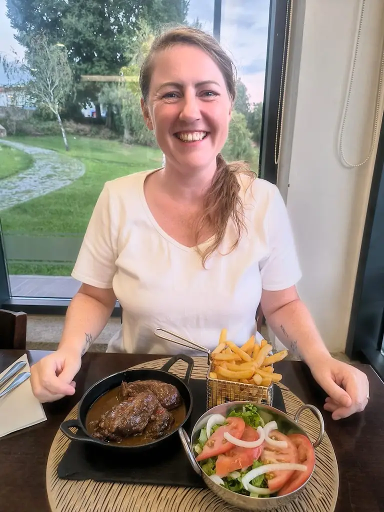 Deborah Mason_Vila Portuguesa_Vila Velha de Ródão_recensione