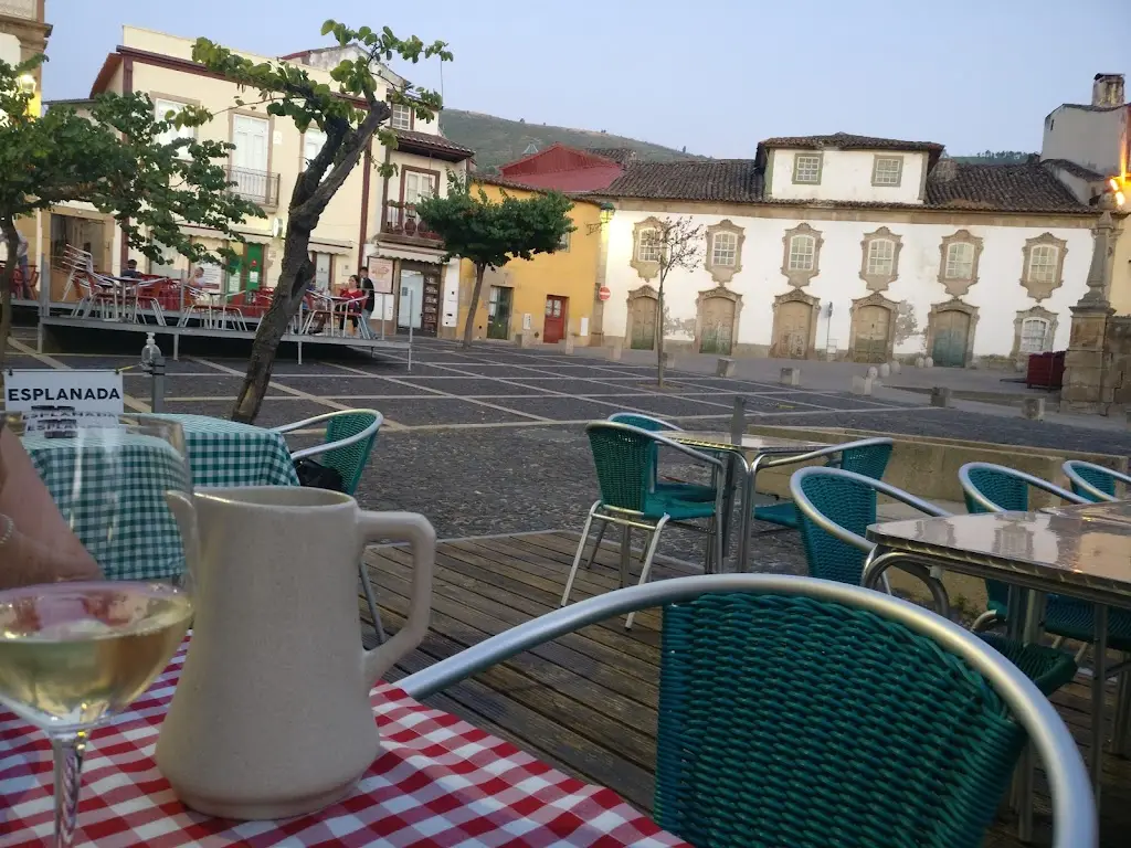 Pedro Guimarães_Taberna do Carró_Torre de Moncorvo_reseña