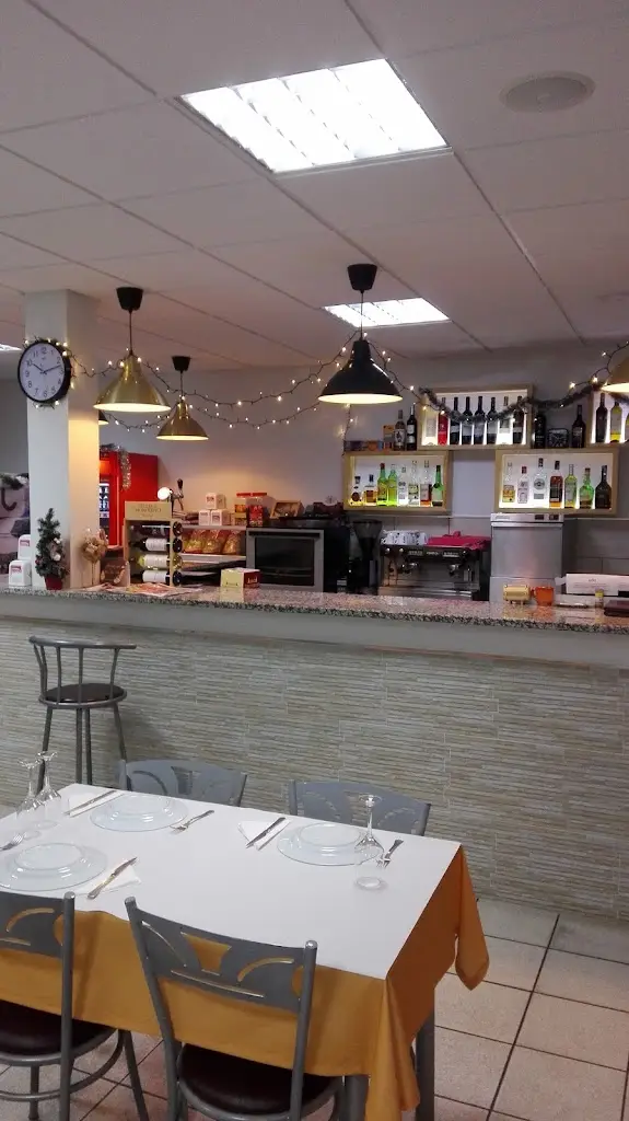 Restaurante Típico (antigo Pires D'Ouro) ristorante a Torre de Moncorvo