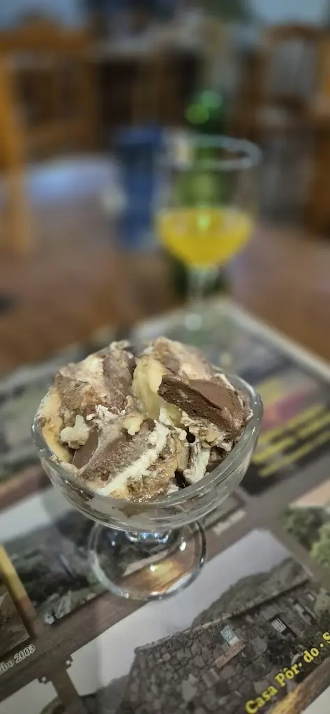 אגמון נאמן_Restaurante Pôr-do-Sol_Lajes das Flores_reseña