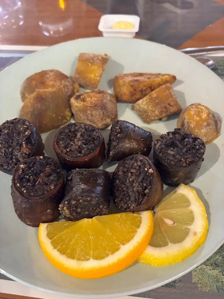 Isabelle DeBarros_Restaurante Pôr-do-Sol_Lajes das Flores_reseña