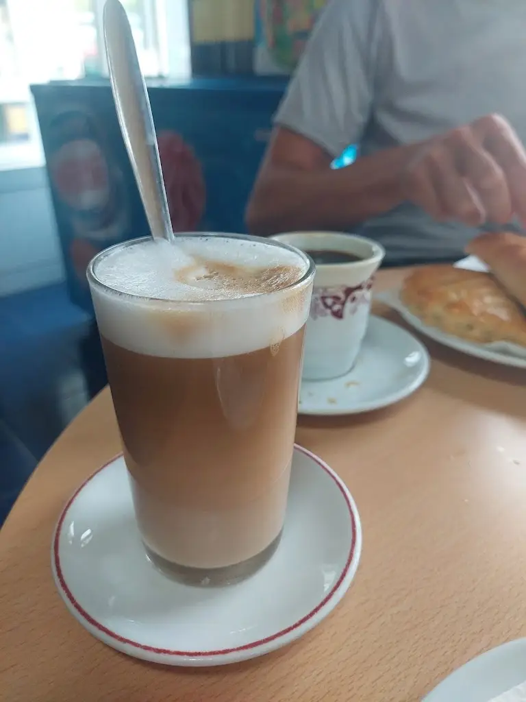 Cindy Gloudemans_Café 