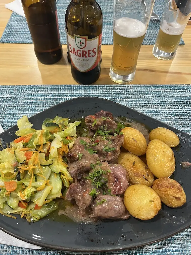 Laura Duduleanu_Zé do Sporting_Covilhã_recensione