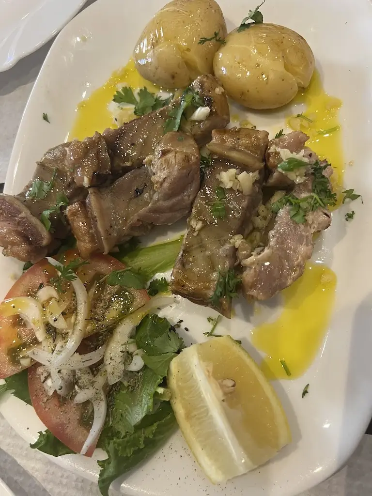 Barbara Choi_Taberna Algarvia 31_Lagoa_review