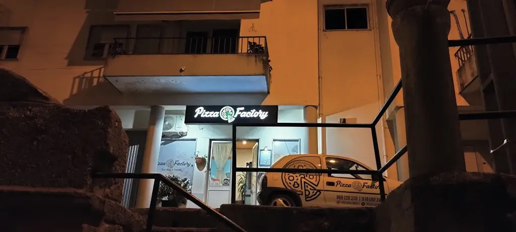 Pizza Factory_Teixoso_slider_image_1