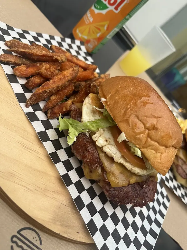 Austeja Grazinyte_Smash'It_Teixoso_recensione