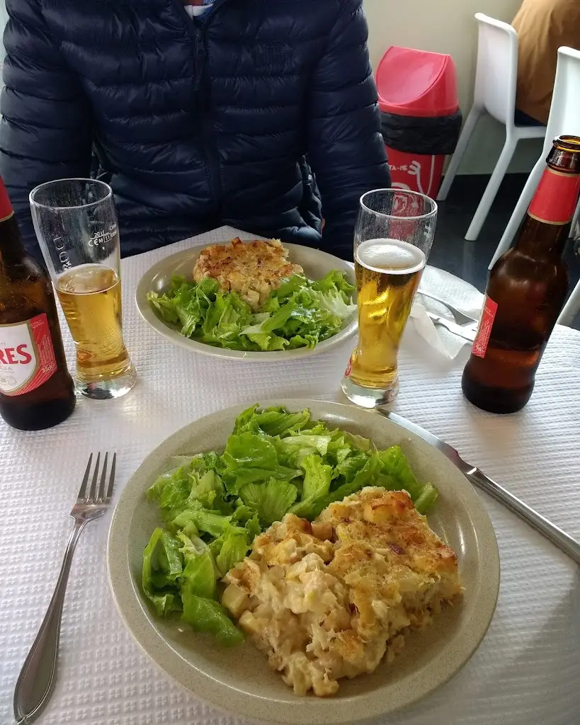 Louise Smith_Chá pa' Três_Sertã_review