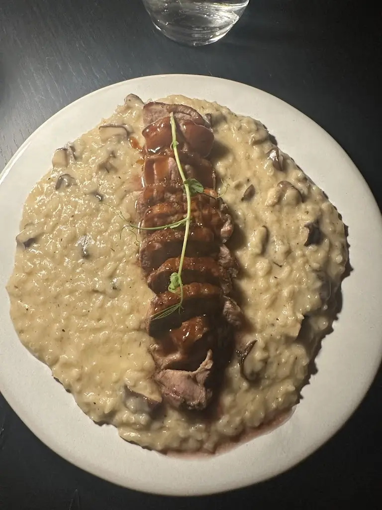 McKenna T_Passaporte Coimbra_Assafarge_reseña