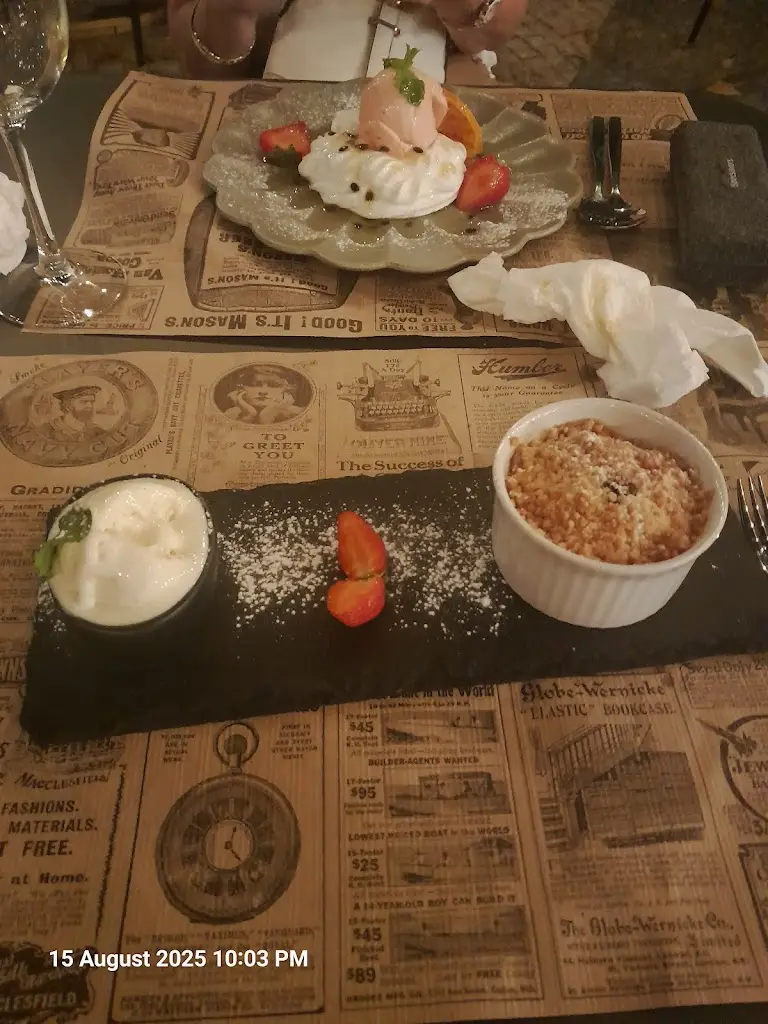 John Kelly_Villa Garden_Lagoa_recensione