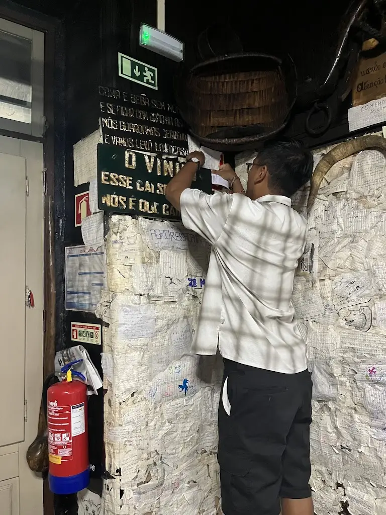 Ffion Davies_Zé Manel dos Ossos_Coimbra_recensione