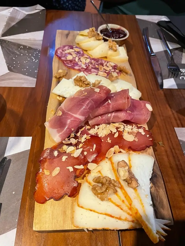 Menu_Restaurante Tapas nas Costas_Coimbra_immagine_5