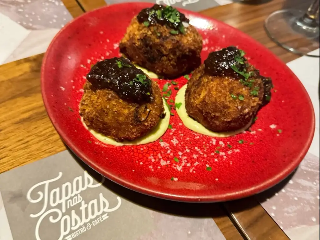 Mariana Di Nunzio_Restaurante Tapas nas Costas_Coimbra_recensione