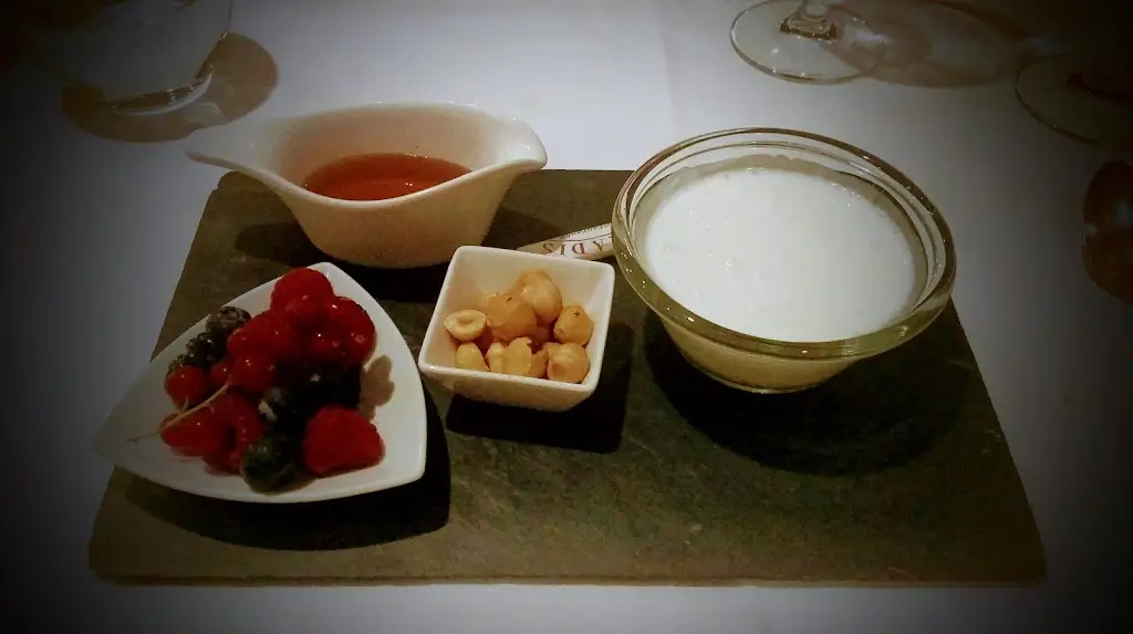 Rodila Catalin_Tasquinha dos Marques_Oliveira do Hospital_review