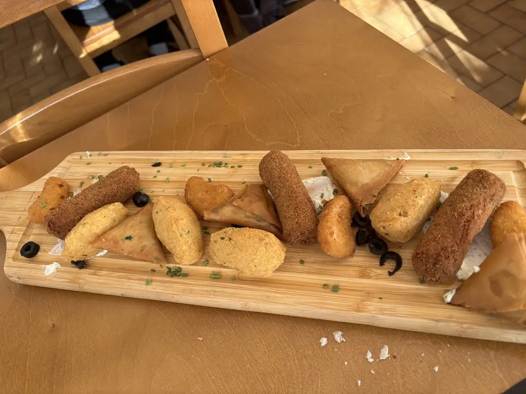 MissLiberty4th_.Tradição_Oliveira do Mondego_recensione