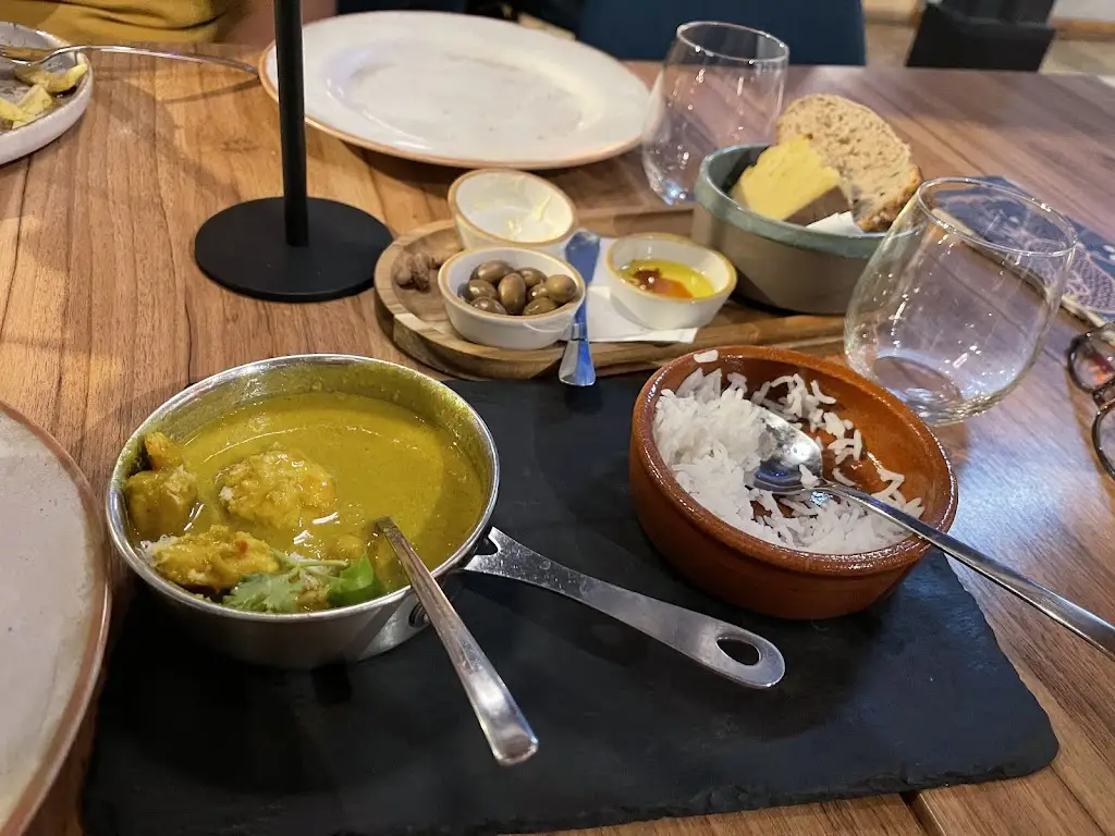 Restaurant Bar Casa Havanesa_Figueira da Foz_slider_image_3