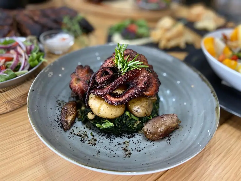 Gastrobar Acrópole_Figueira da Foz_slider_image_3