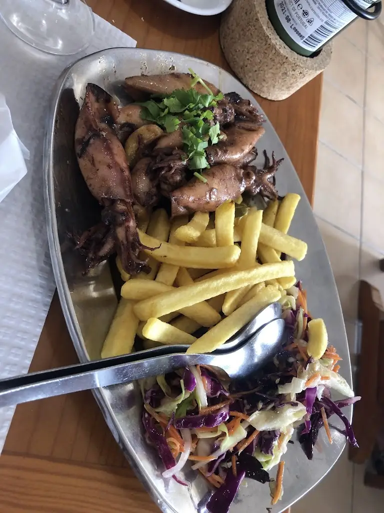 Antonieta Ponce de Leão_Restaurante da Fatacil_Lagoa_review