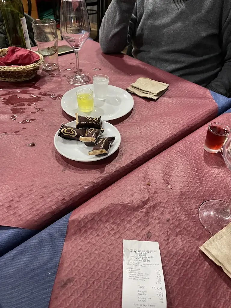 Social Butterfly_Pregaria do Bairro_Figueira da Foz_recensione