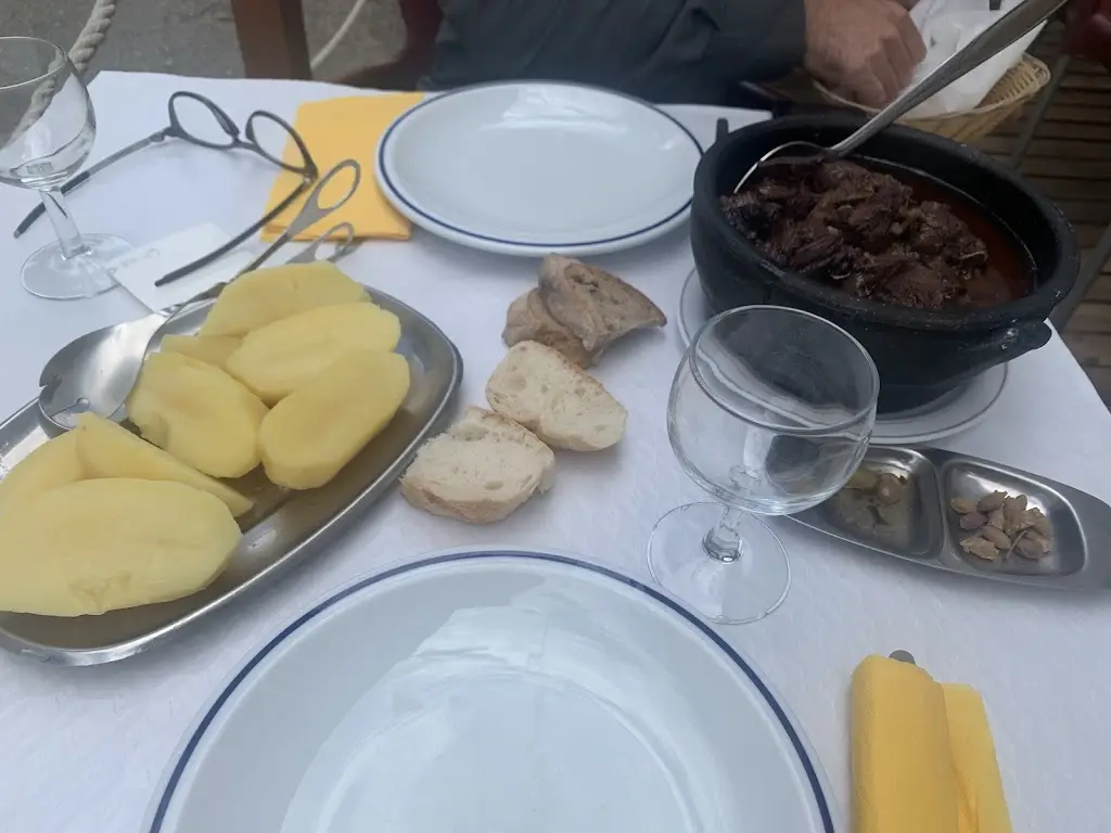 Josh Ritchie_Restaurante O Cantinho_Arganil_reseña