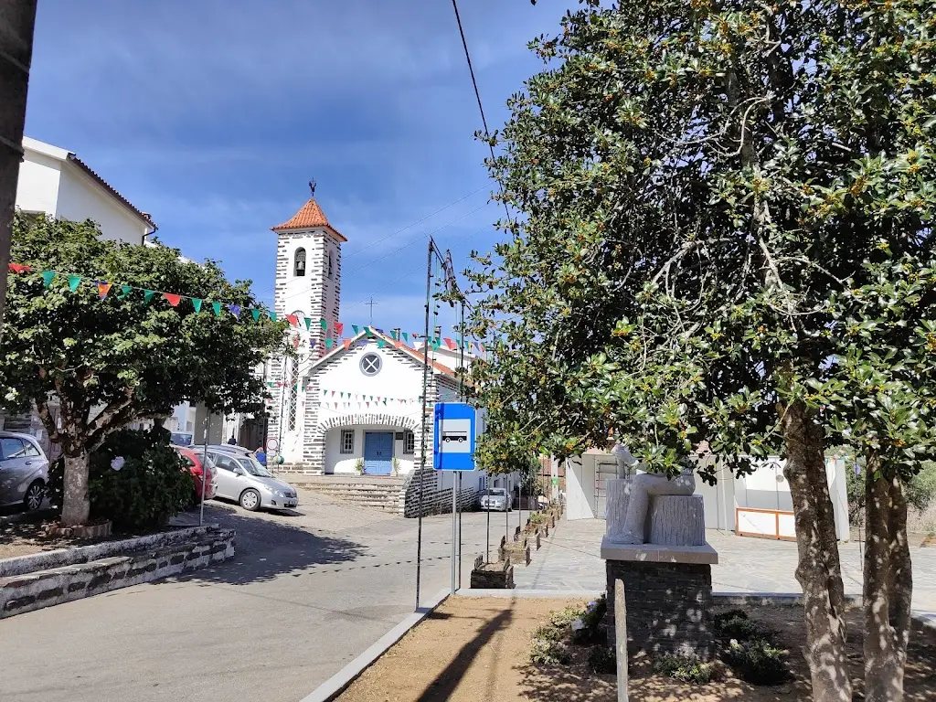 Julian Logofetescu_D'Aqui e d'Acolá_Arganil_recensione