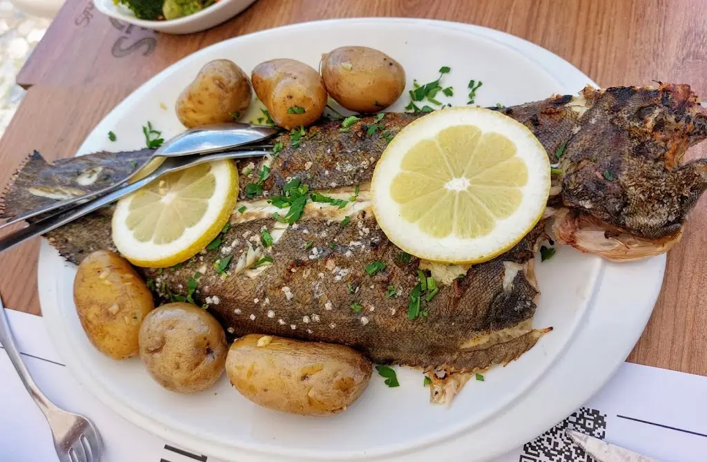 Menu_Restaurante Muralha Chafarica_Buarcos_immagine_6