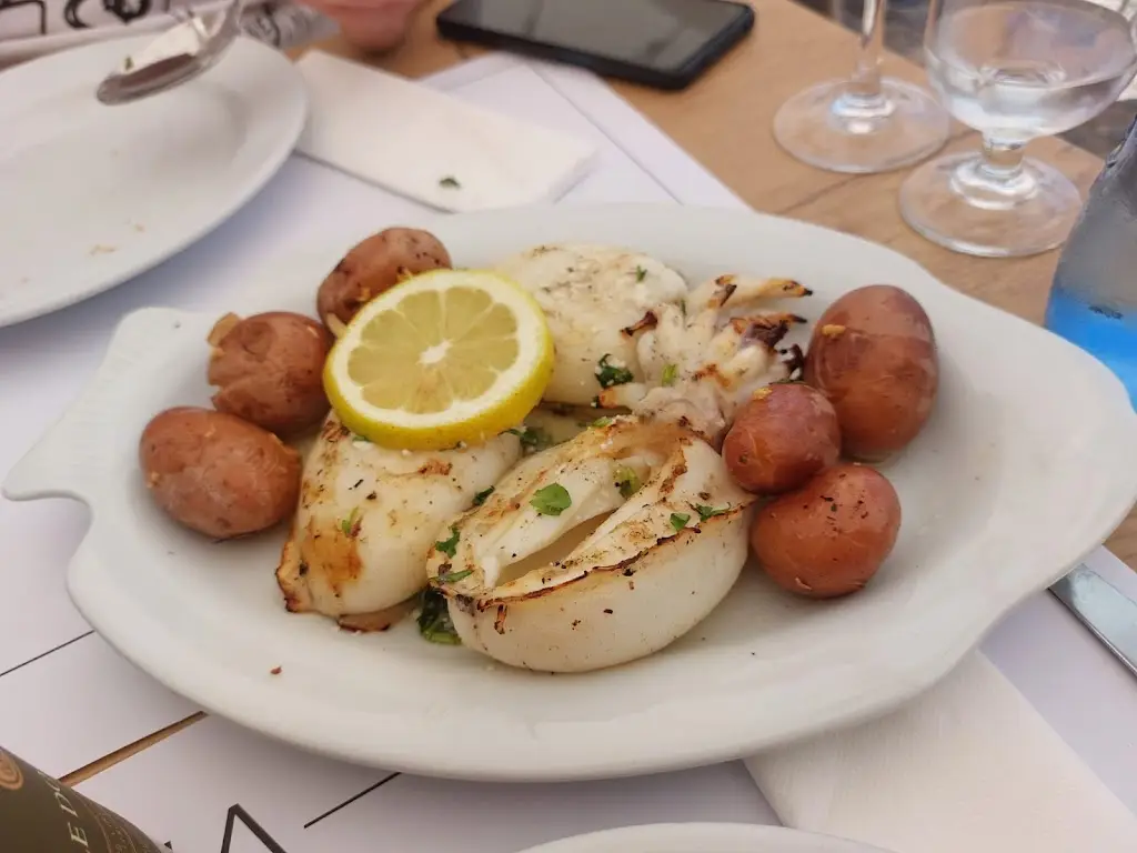 Restaurante Muralha Chafarica_Buarcos_slider_image_2