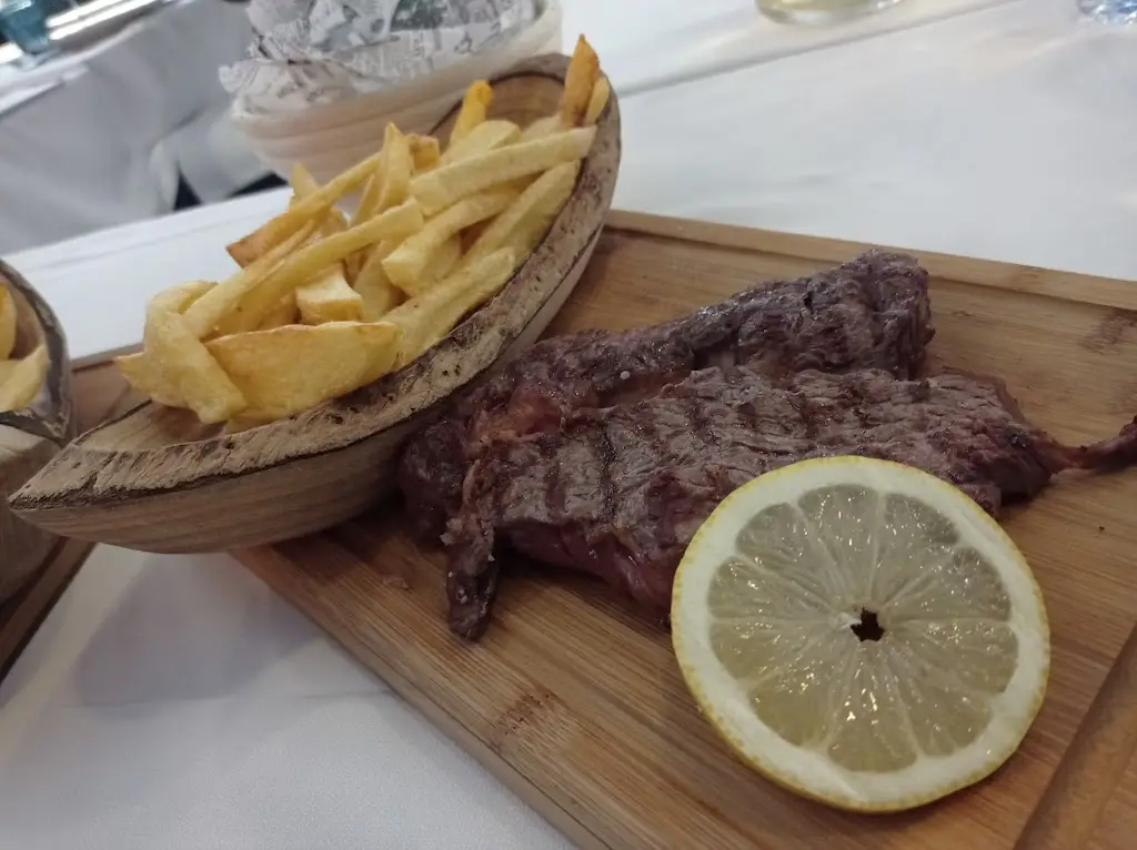 Menu_Tás CÁ Dentro Gastro Club_Buarcos_immagine_5