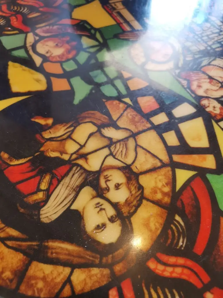 Robert J.E. Simpson_Café Pierrot (John's Place)_Buarcos_reseña