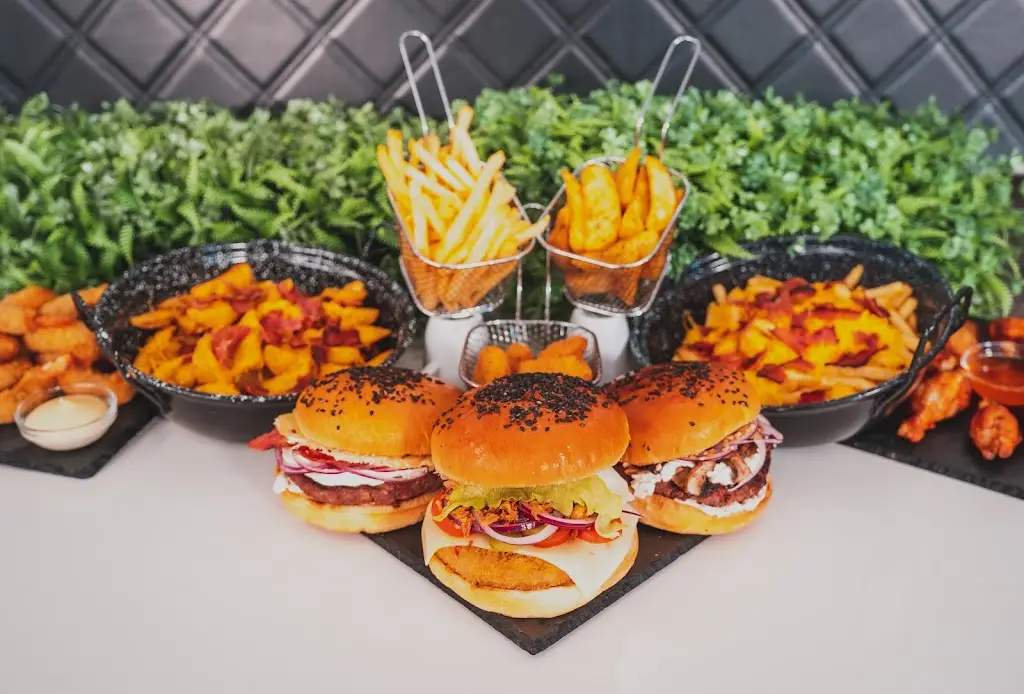 Dom PICANHA Burguer & Restaurante_Buarcos_slider_image_3