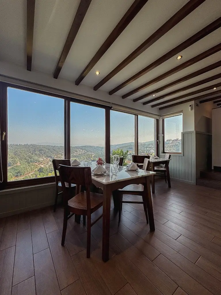 Panorâmico - Visão & Sabor ristorante a Lorvão