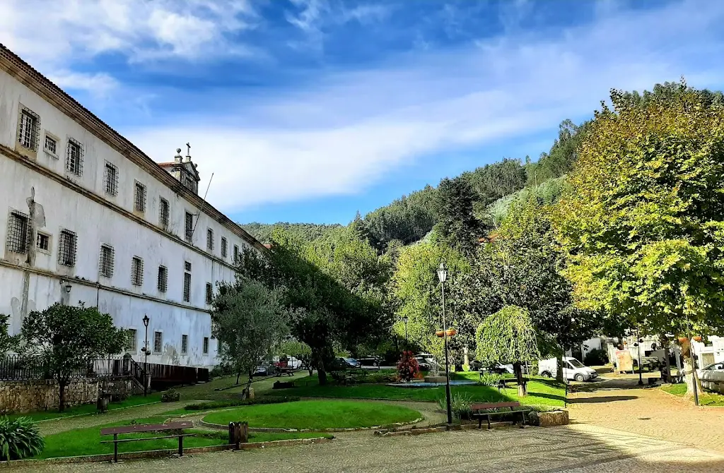 Chester Draws_Mosteiro de Lorvão_Lorvão_recensione