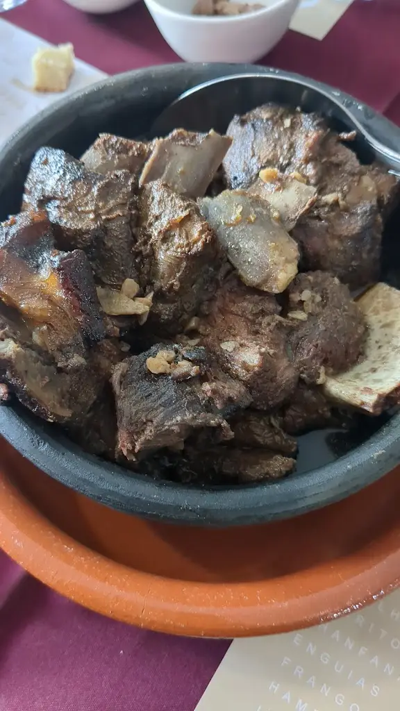 Jorge Simões_O Cortiço_Lorvão_recensione