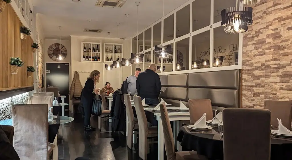 Dom Forno_Maia_slider_image_1