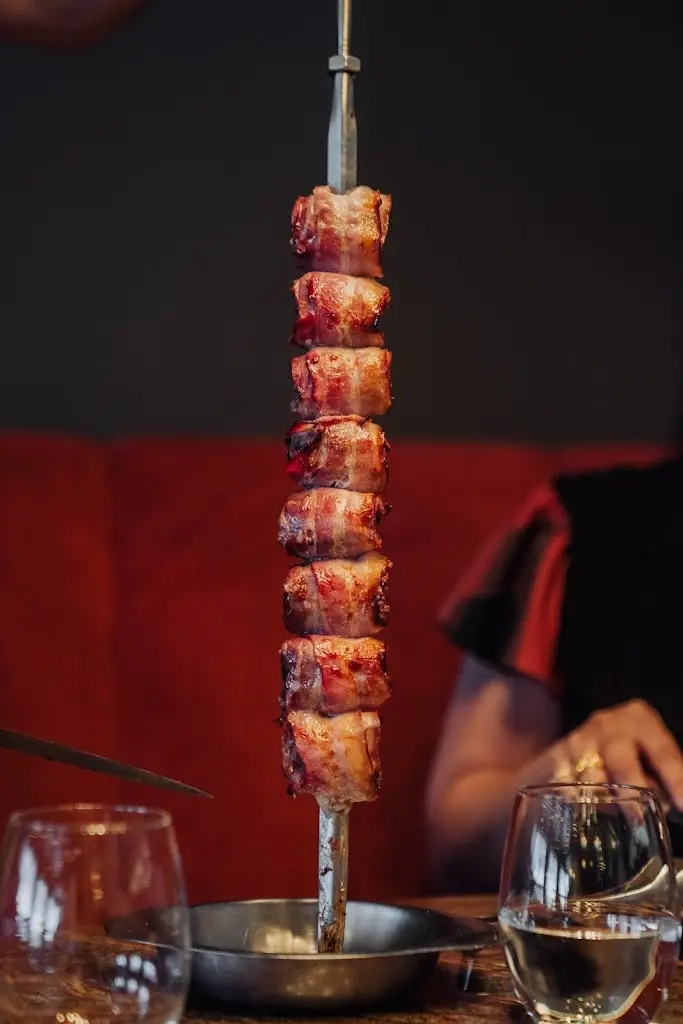 Miramaia Steakhouse_Maia_slider_image_3