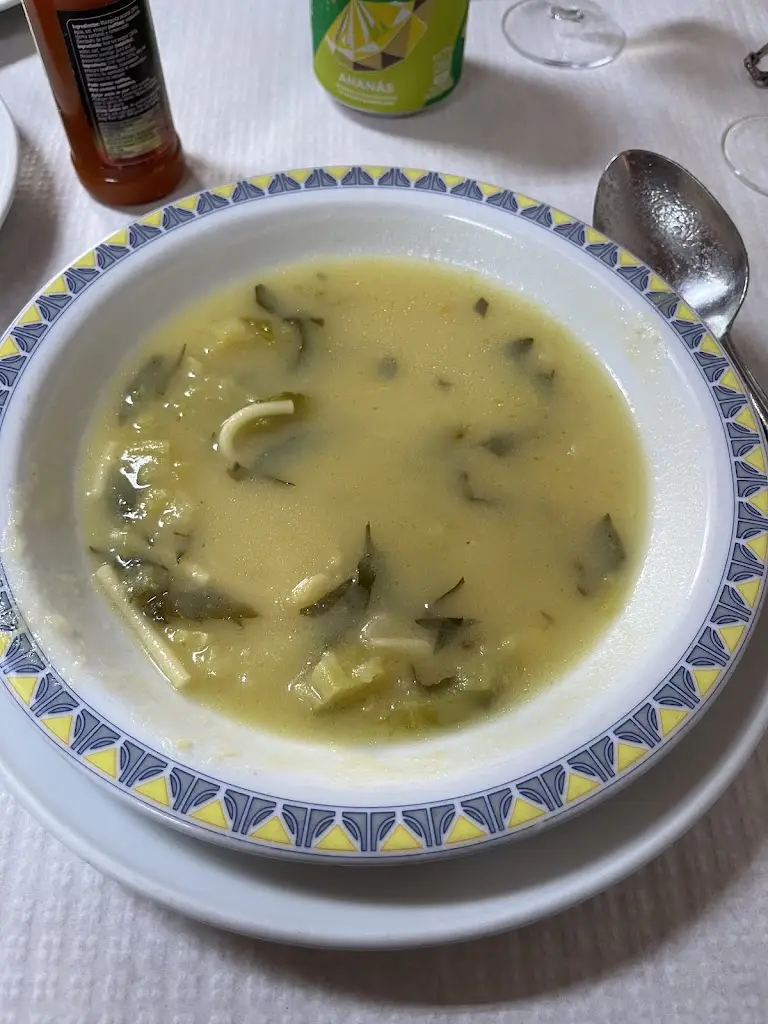 Jorge Eduardo Rivadeneira Muñoz_Restaurante Floripes_Montemor-o-Velho_avis