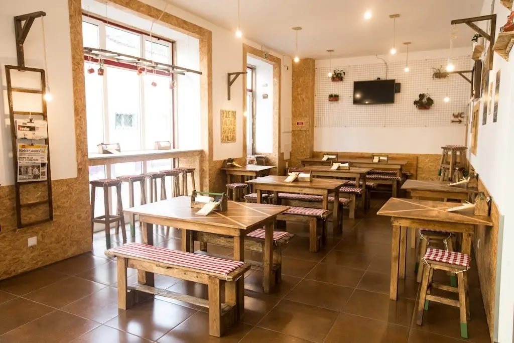 Q.b. Restobar ristorante a Lousã