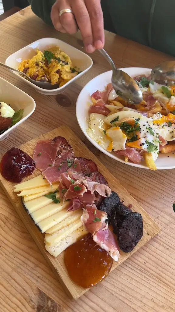 Salty Louzan_Lousã_slider_image_2