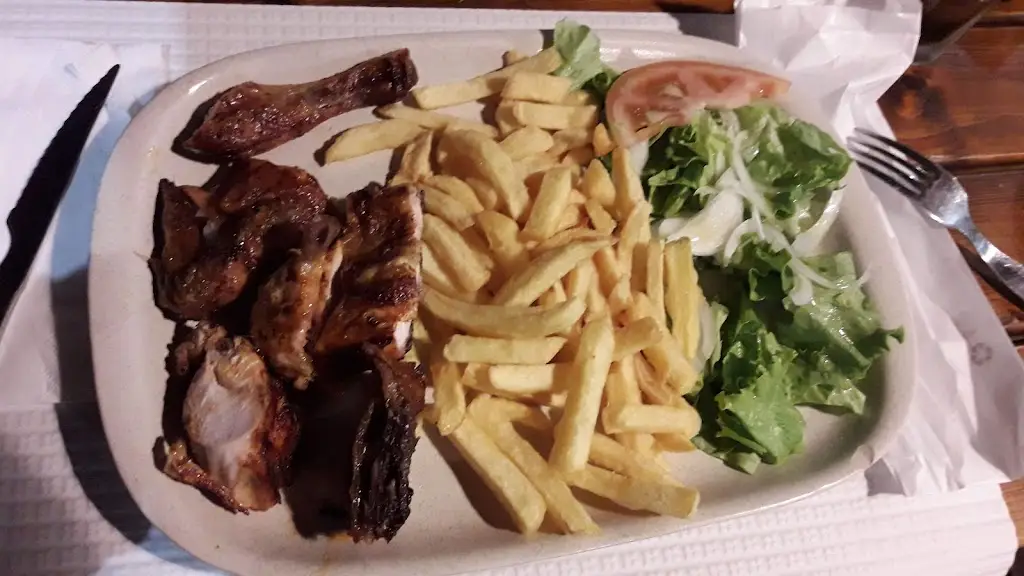 Menu_Churrascaria GalinhAmiga_Lousã_imagen_2