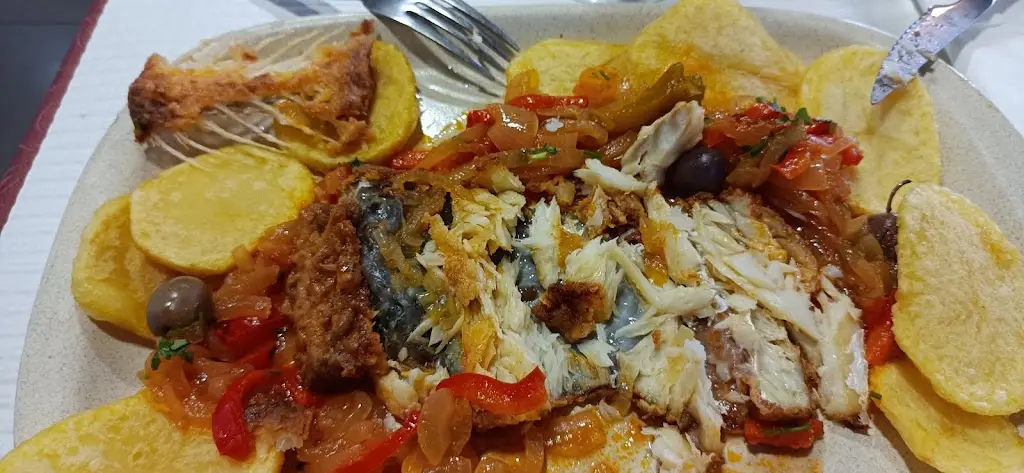 Menu_Churrascaria GalinhAmiga_Lousã_imagen_4