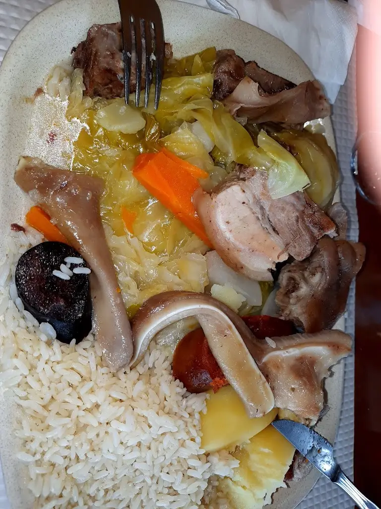 Menu_Churrascaria GalinhAmiga_Lousã_imagen_9