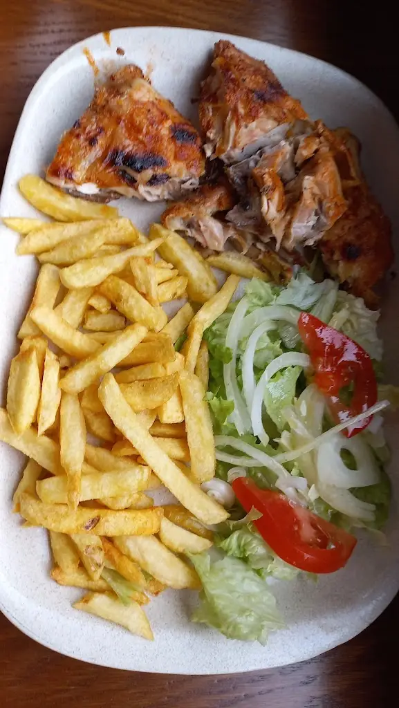 Churrascaria GalinhAmiga_Lousã_slider_image_3