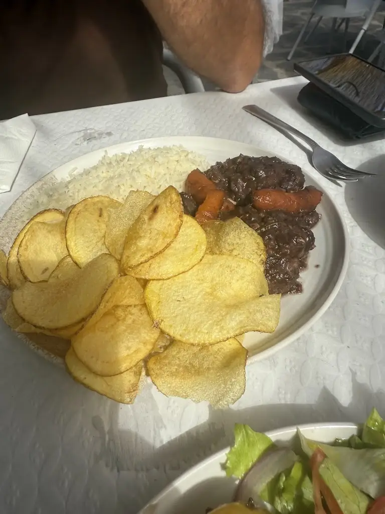 Nina Zhukova_Restaurante Vila Velha_Mourão_review