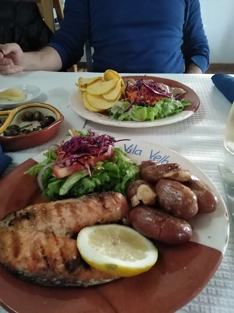 Zuzanna Harkawik_Restaurante Vila Velha_Mourão_review