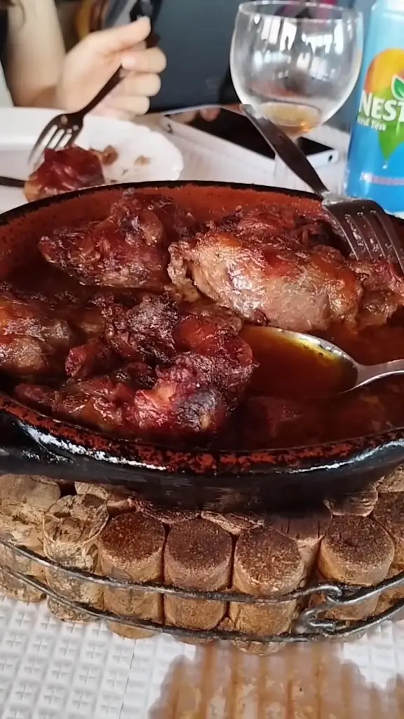 O Espalha Brasas_Borba_slider_image_2