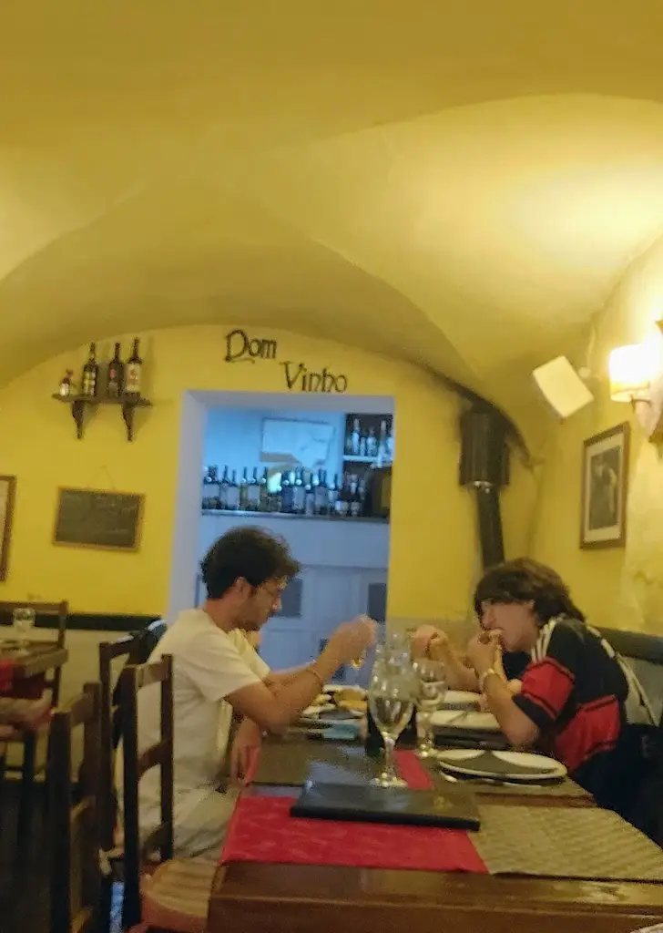 Fernando Cunha_Dom Vinho_Borba_reseña