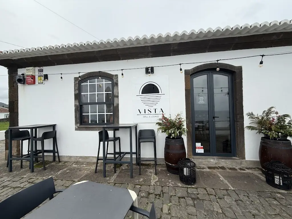 Charcoal Eddy_Vista Grill & Lounge_Porto Martins_recensione