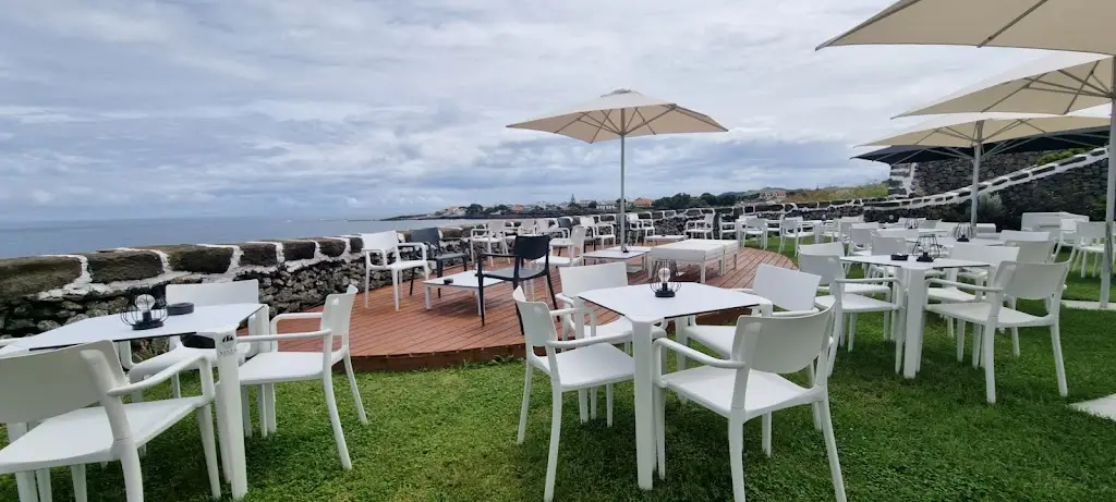 Vista Grill & Lounge ristorante a Porto Martins