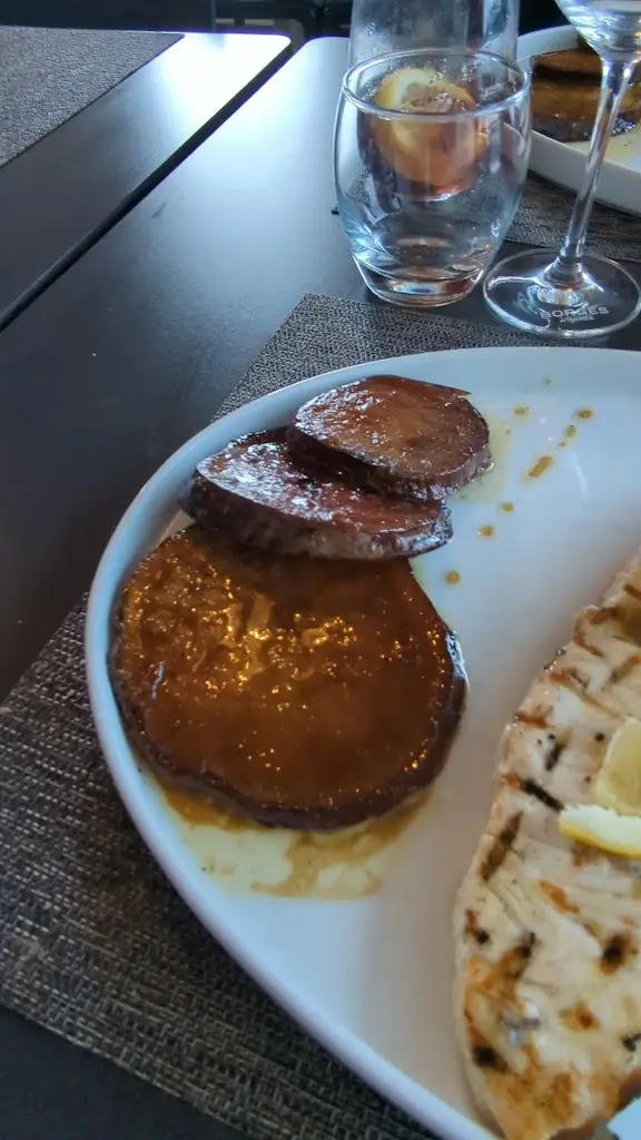 Vista Grill & Lounge_Porto Martins_slider_image_2